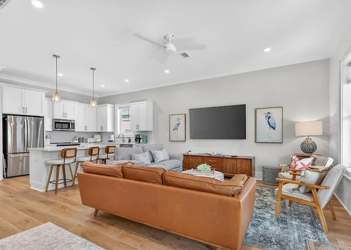 Holiday home Luxe Stayin' Salty 3 Min Walk To Pool Pets Bikes Sleeps 12 Gulf Shores