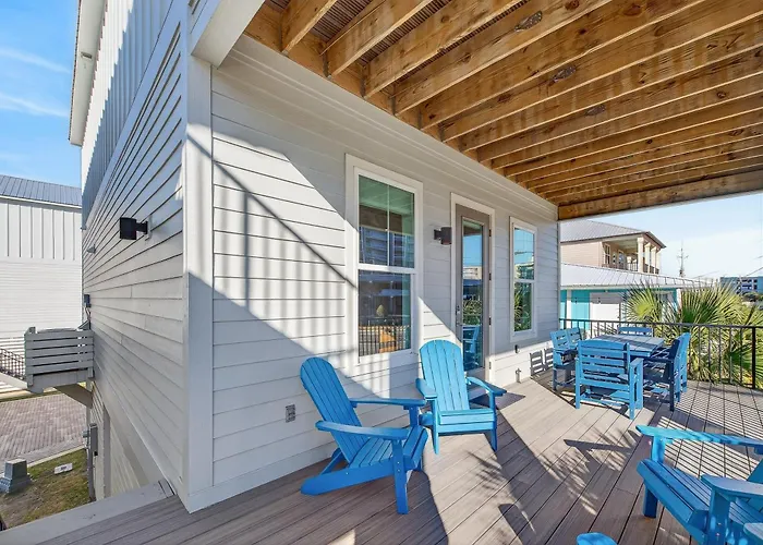 Holiday home Luxe Stayin' Salty 3 Min Walk To Pool Pets Bikes Sleeps 12 *